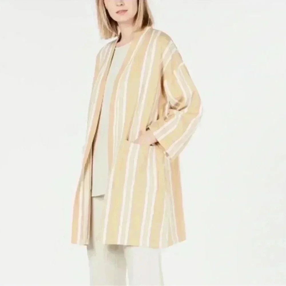 Eileen Fisher fits large